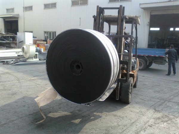 Conveying belt